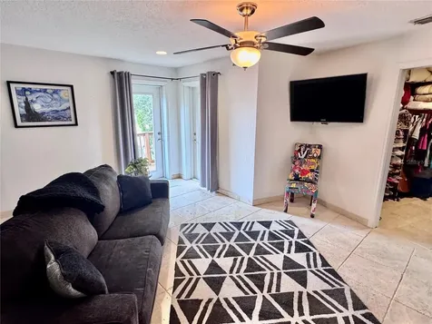 735 79th Circle S St Petersburg FL 33707