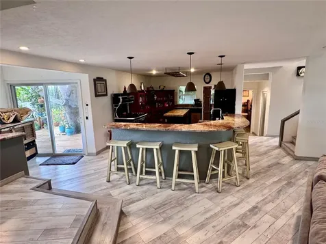 735 79th Circle S St Petersburg FL 33707