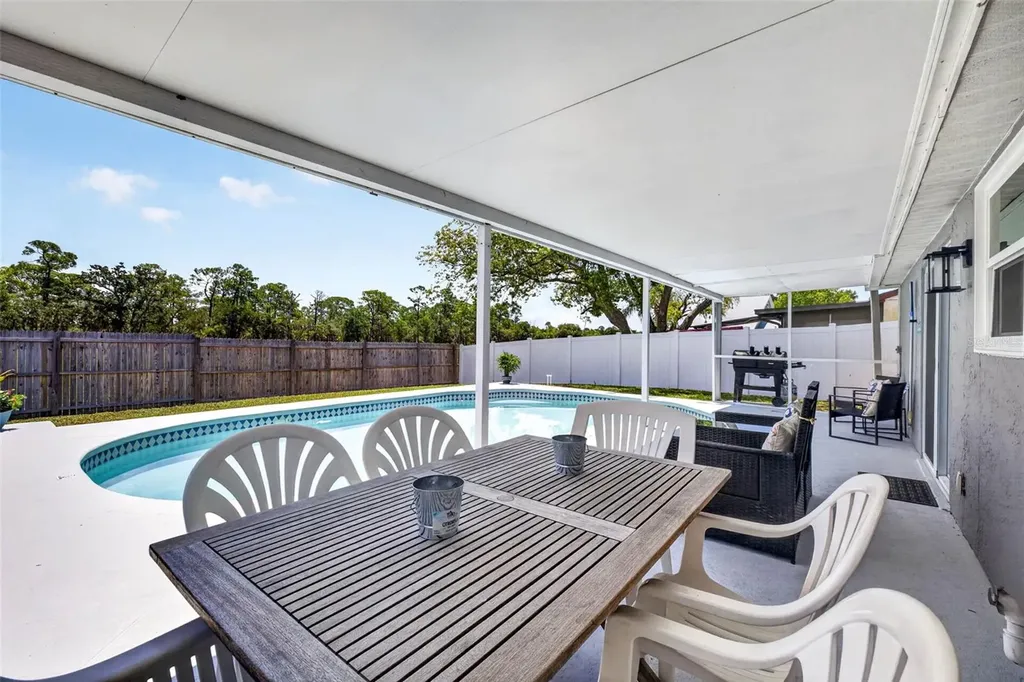 619 Timber Bay Circle E Oldsmar FL 34677