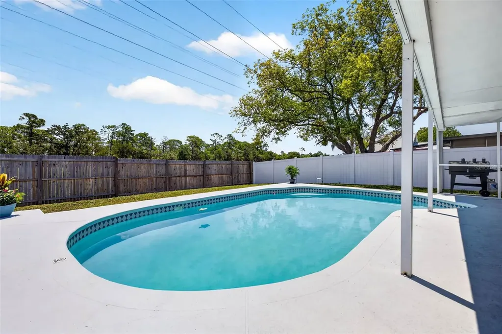 619 Timber Bay Circle E Oldsmar FL 34677