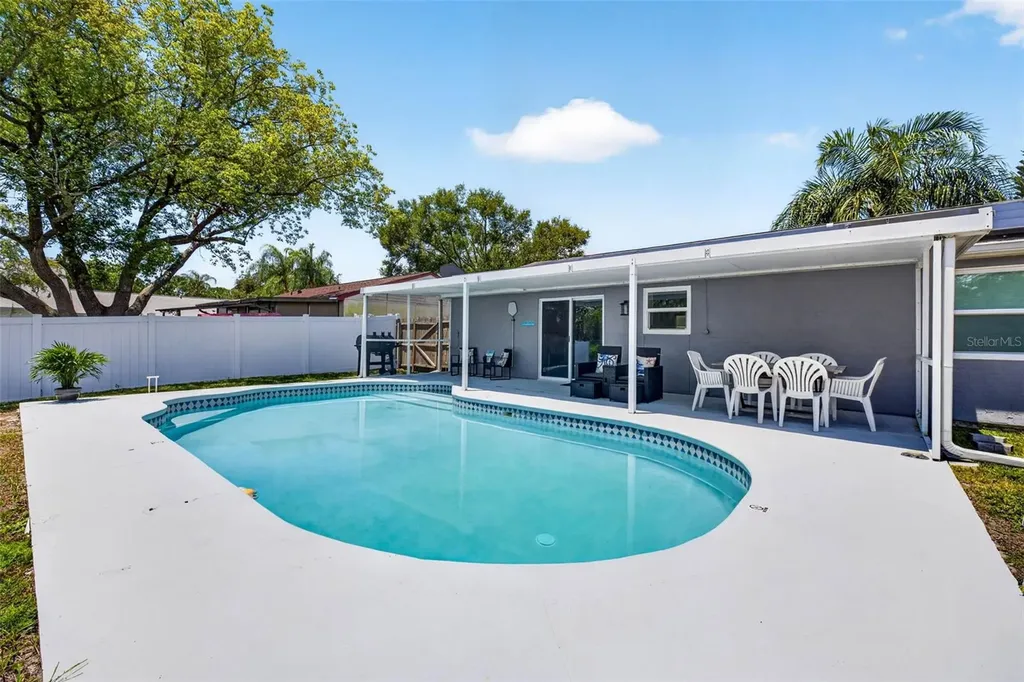 619 Timber Bay Circle E Oldsmar FL 34677