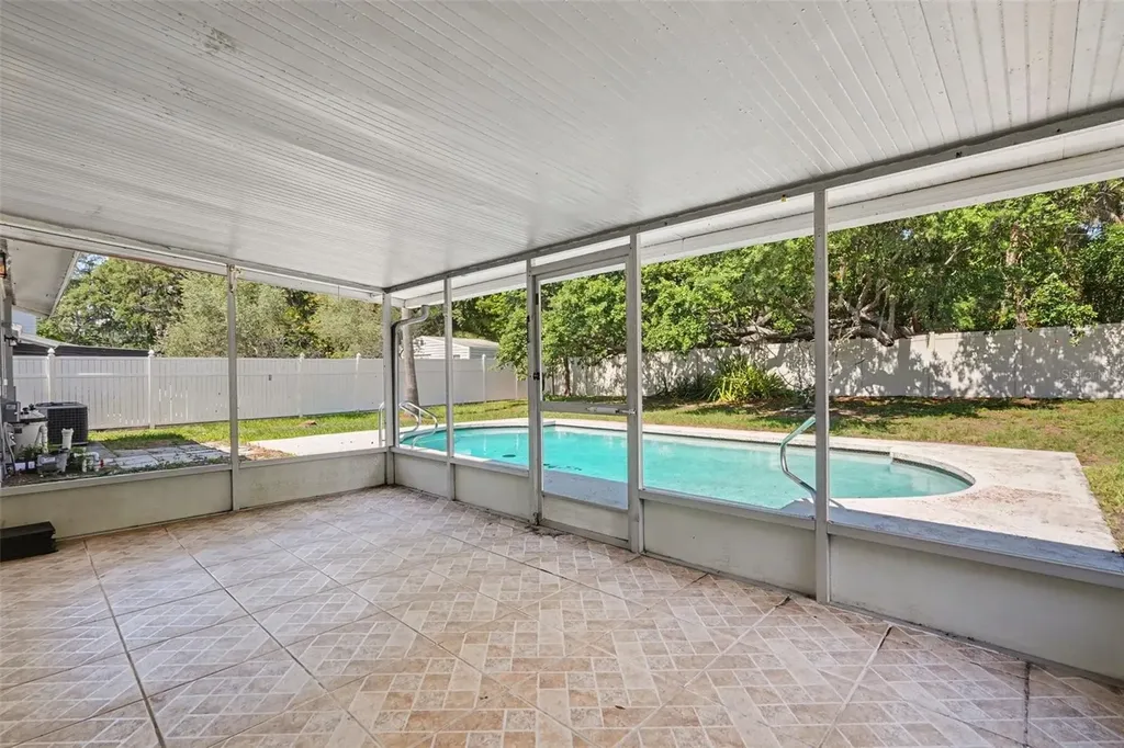 3607 Woodhill Drive Brandon FL 33511