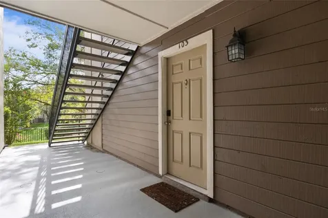 241 Afton Square Altamonte Springs FL 32714