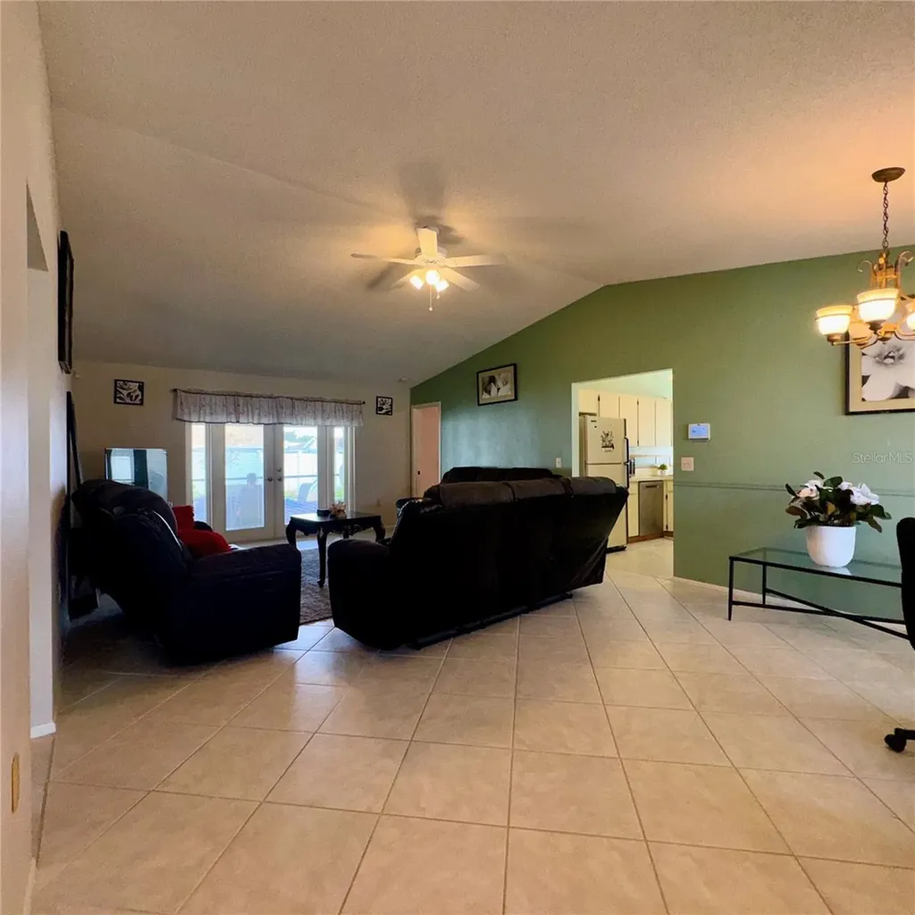 726 Stillview Circle Brandon FL 33510