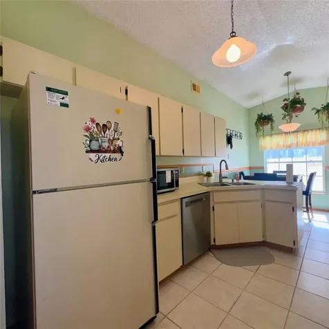726 Stillview Circle Brandon FL 33510