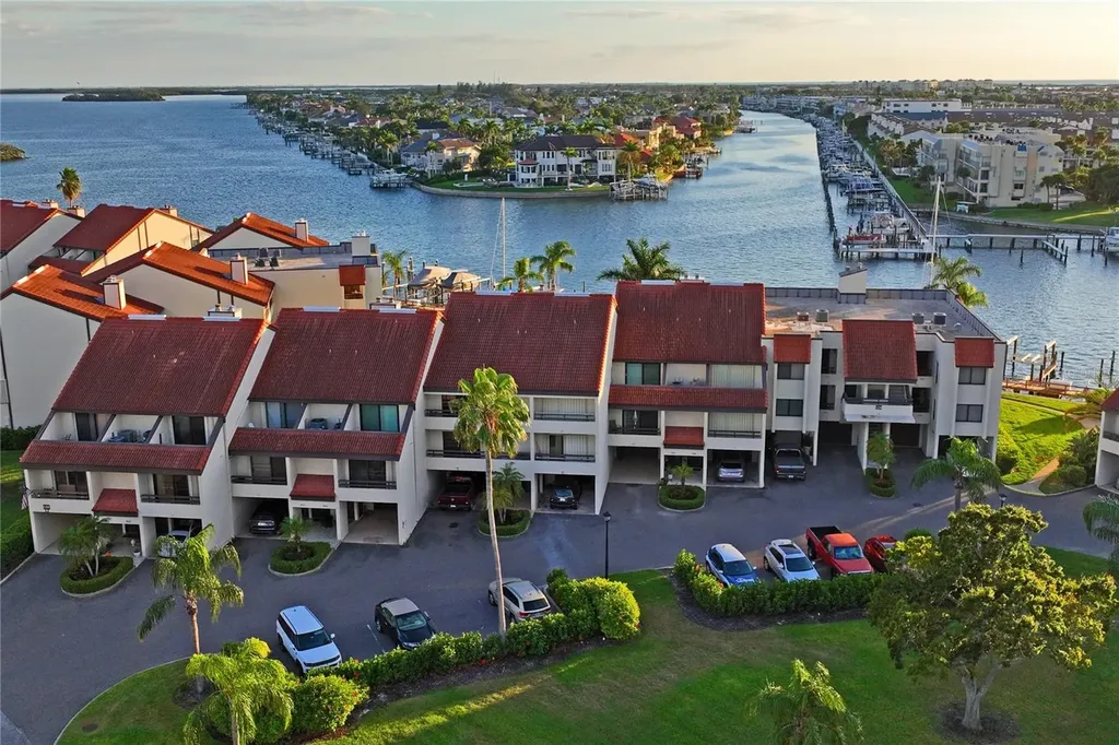 126 S 1st Street E Tierra Verde FL 33715