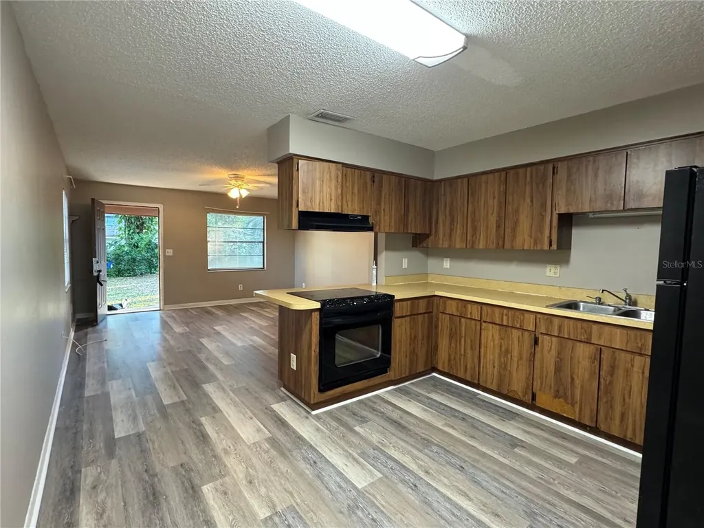 5619 Peach Avenue Seffner FL 33584