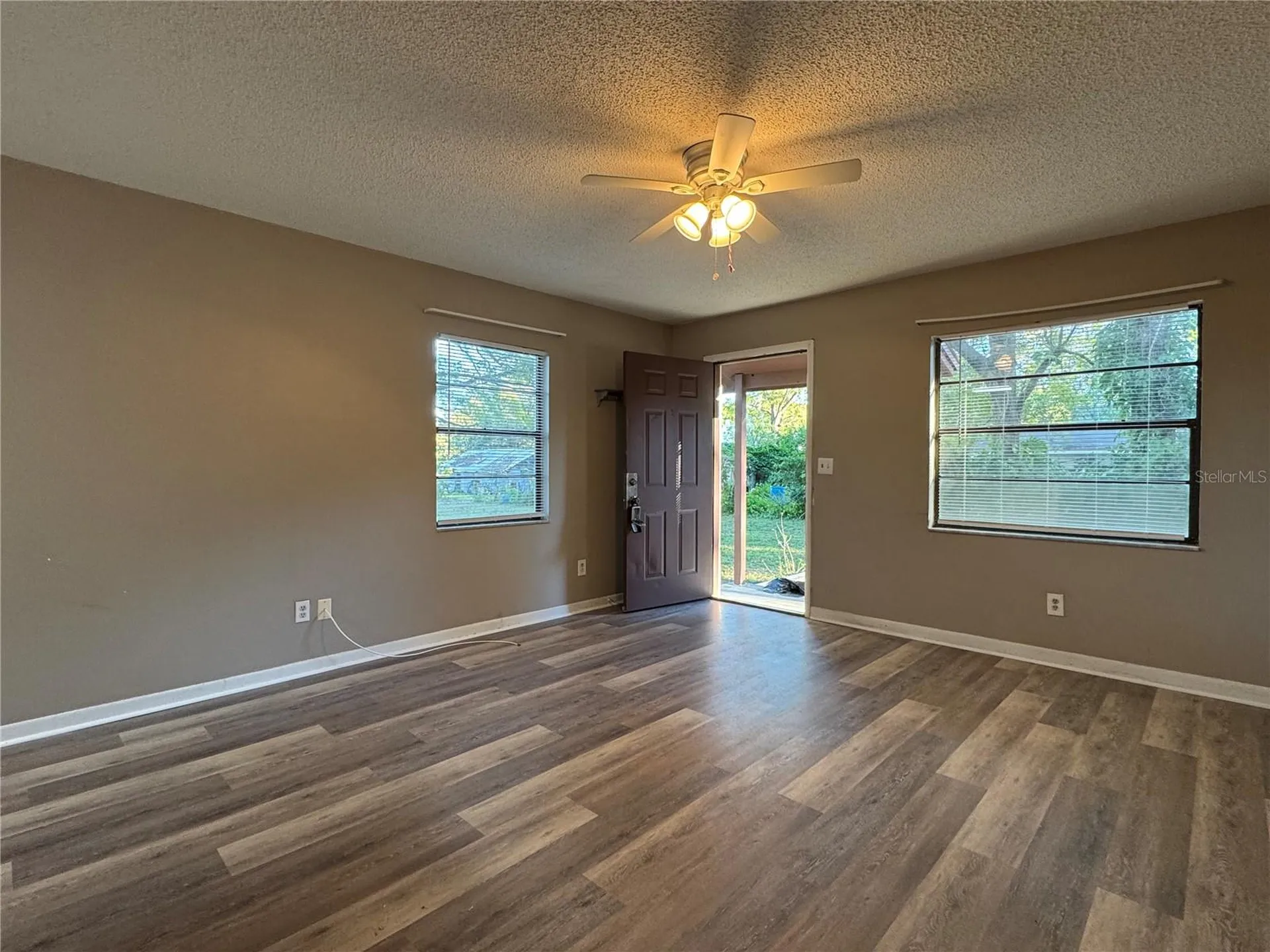 5619 Peach Avenue Seffner FL 33584