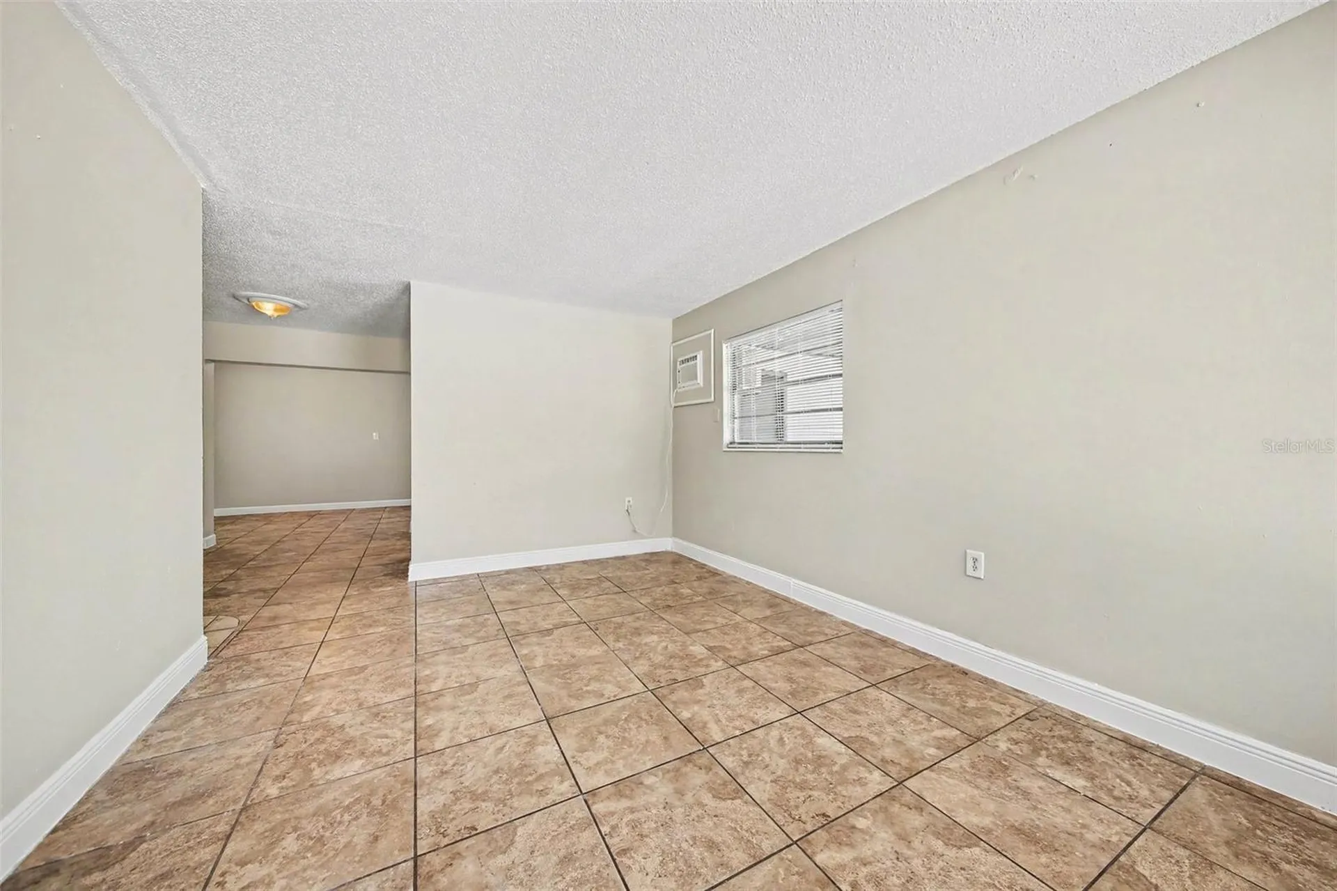 4333 Cynthia Street Orlando FL 32811