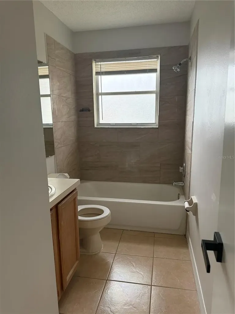 1826 Clacton Drive Orlando FL 32837