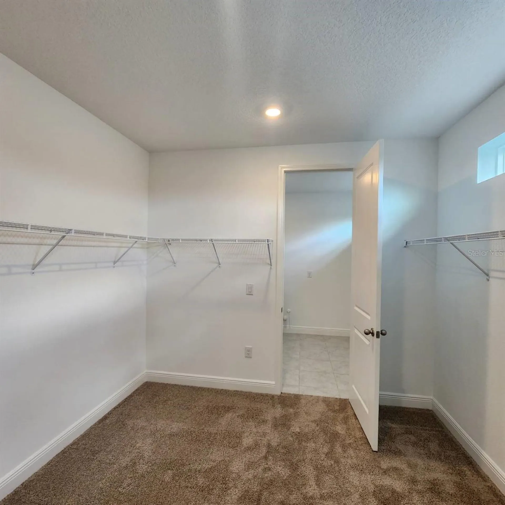 19050 Blueleaf Street Orlando FL 32827