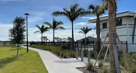 19050 Blueleaf Street Orlando FL 32827