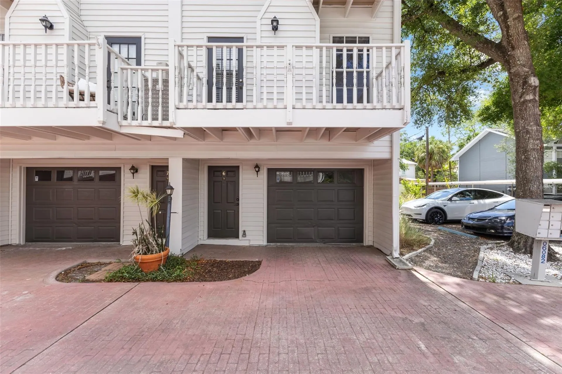 502 S Willow Avenue Tampa FL 33606