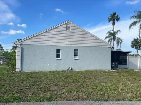 11001 Sunswept Place Tampa FL 33624