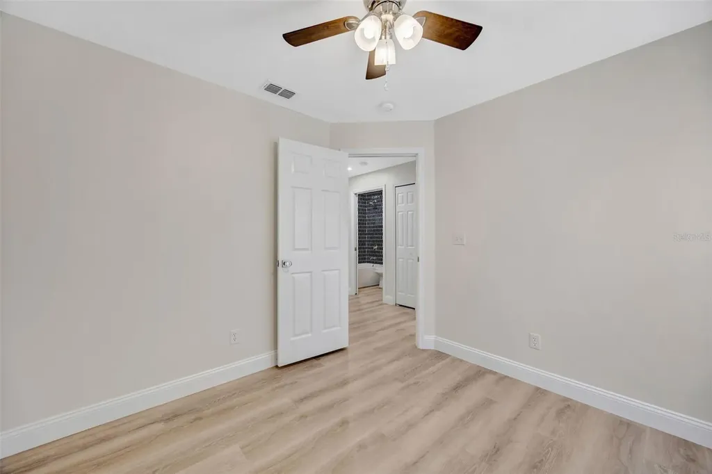 511 Center Point Road Valrico FL 33594