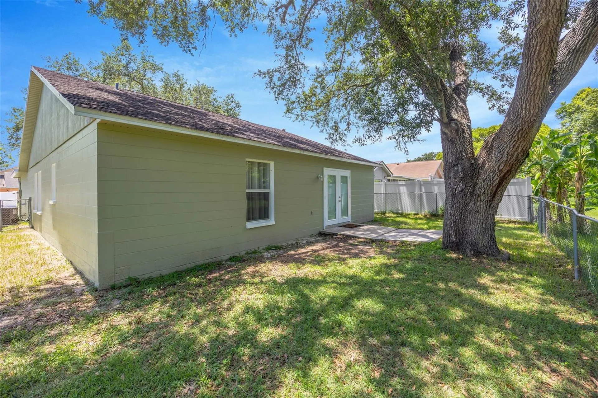 511 Center Point Road Valrico FL 33594