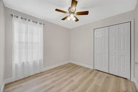 511 Center Point Road Valrico FL 33594