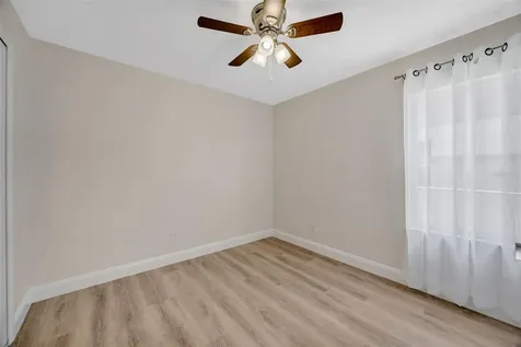 511 Center Point Road Valrico FL 33594