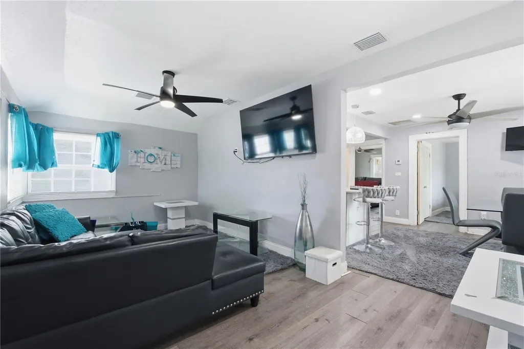 1340 13th Avenue S St Petersburg FL 33713