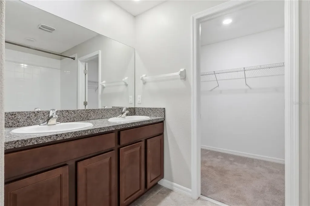 7412 Rosy Periwinkle Court Tampa FL 33619