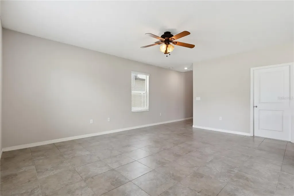 7412 Rosy Periwinkle Court Tampa FL 33619