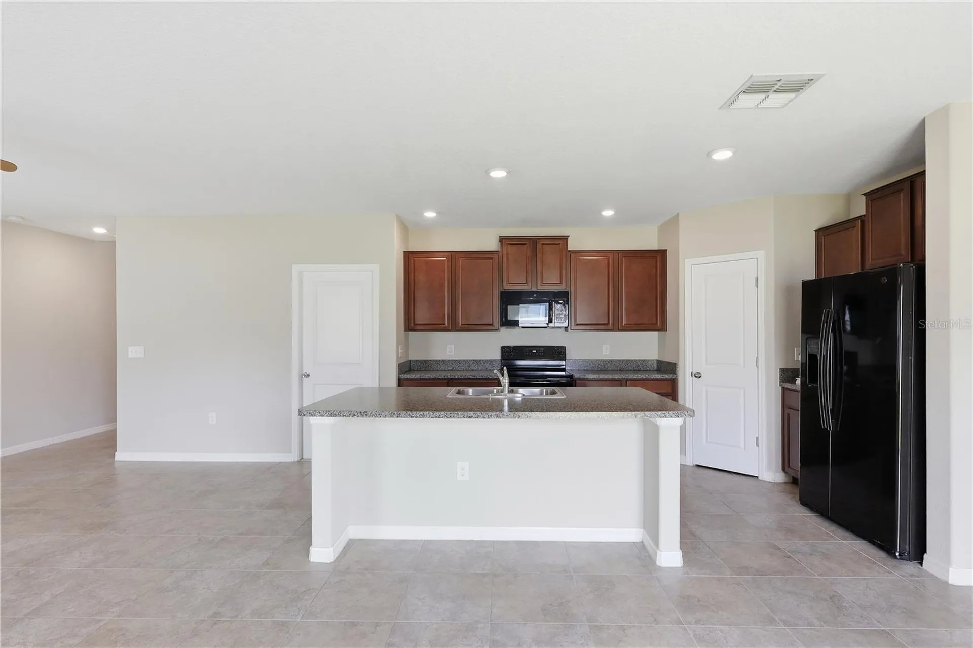 7412 Rosy Periwinkle Court Tampa FL 33619
