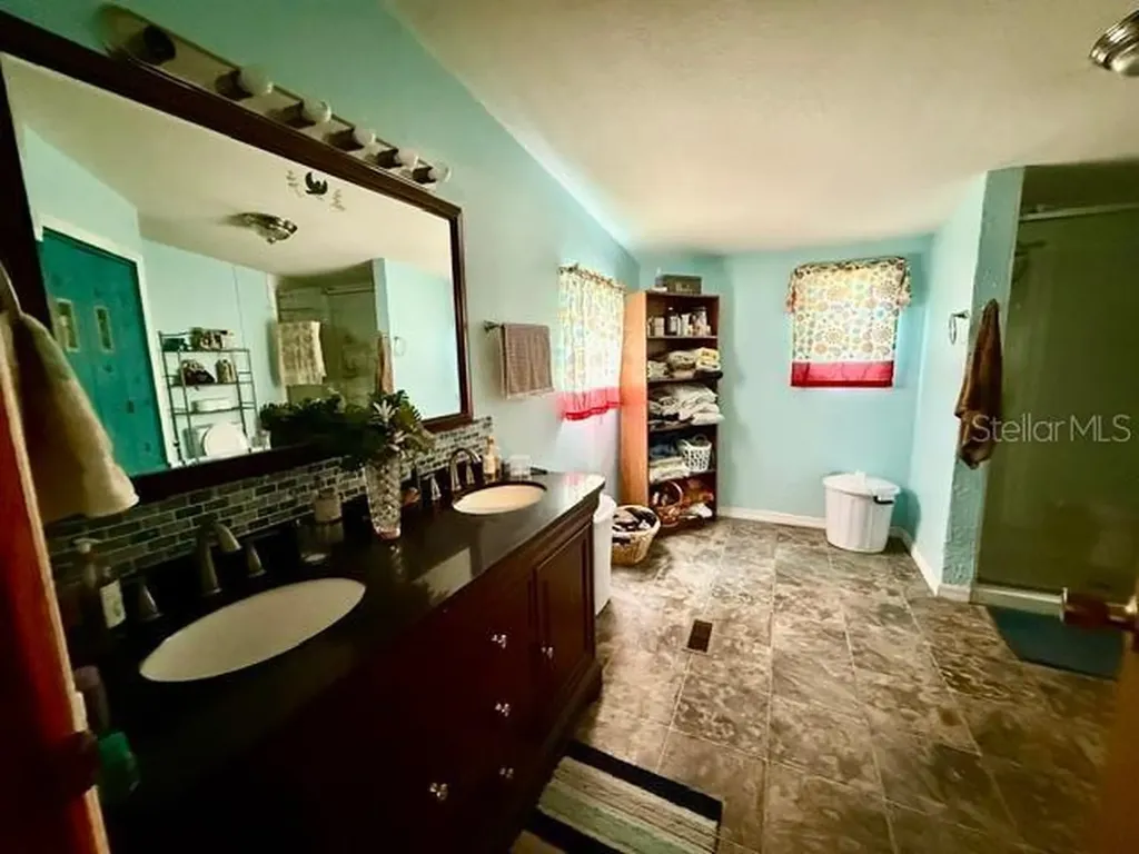 11340 SW 28th Way Webster FL 33597