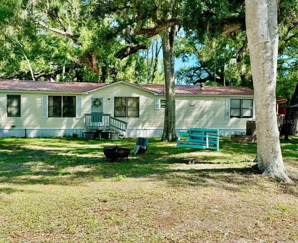 11340 SW 28th Way Webster FL 33597