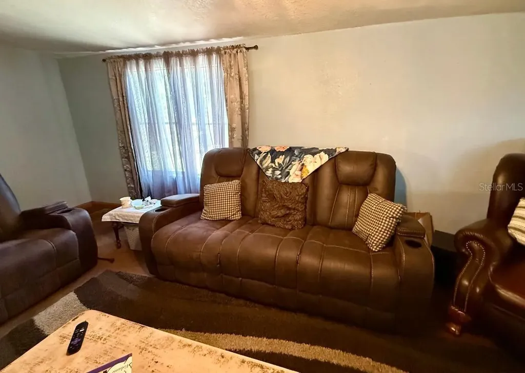 11340 SW 28th Way Webster FL 33597