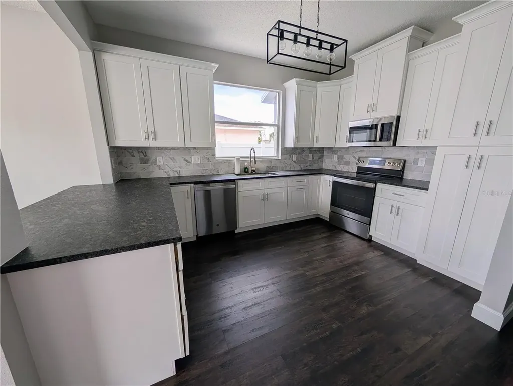 27506 Waikiki Court Wesley Chapel FL 33544