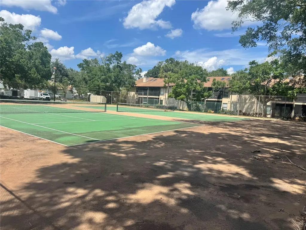 3118 S Semoran Boulevard Orlando FL 32822