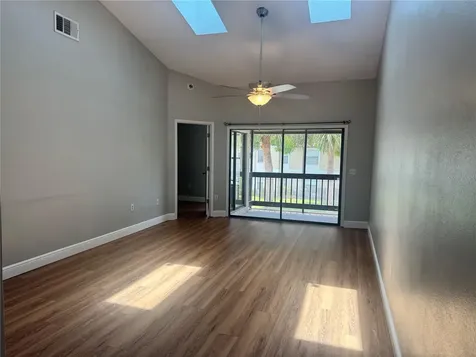 3118 S Semoran Boulevard Orlando FL 32822