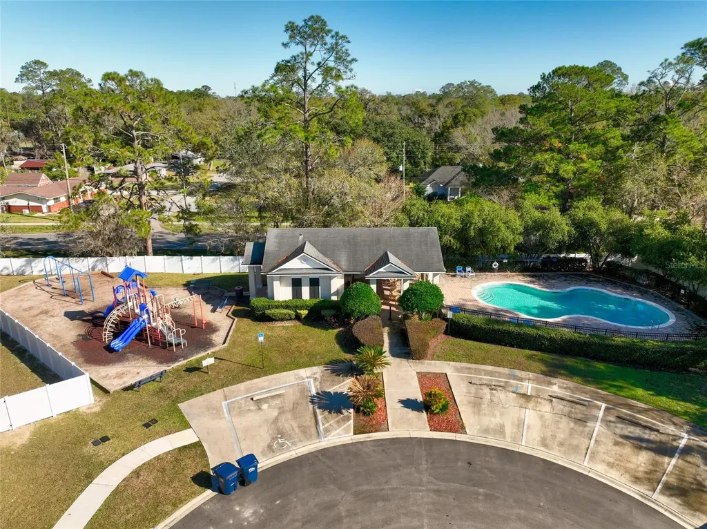 724 Liberty Circle Macclenny FL 32063