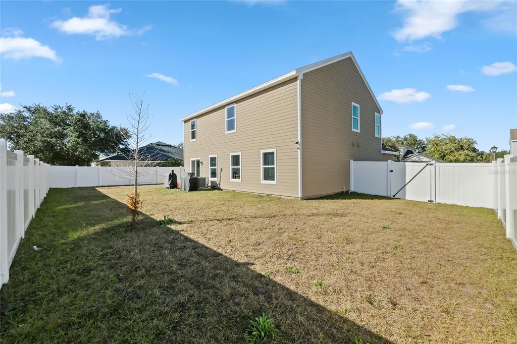 724 Liberty Circle Macclenny FL 32063