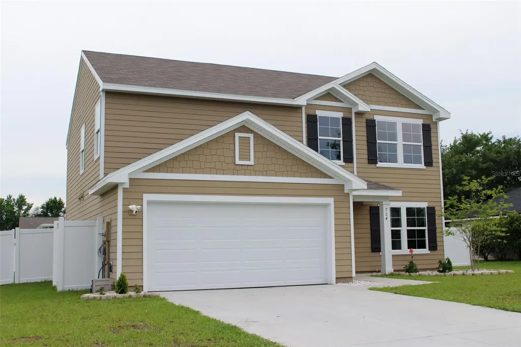 724 Liberty Circle Macclenny FL 32063