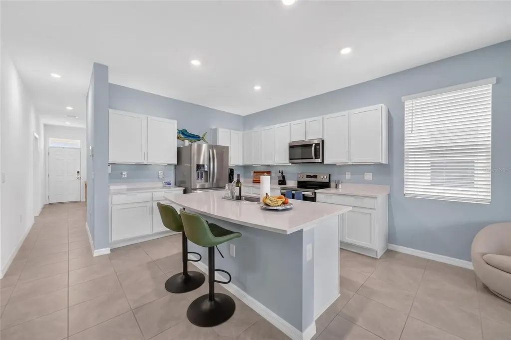 472 Mangrove Shade Circle Apollo Beach FL 33572