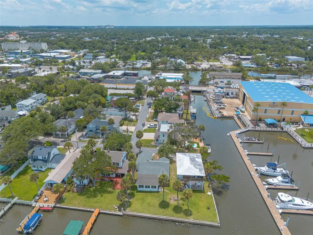 255 Lexington Drive Daytona Beach FL 32114