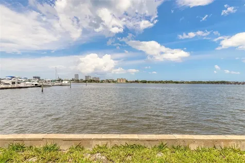 255 Lexington Drive Daytona Beach FL 32114
