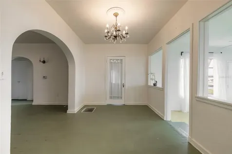 255 Lexington Drive Daytona Beach FL 32114