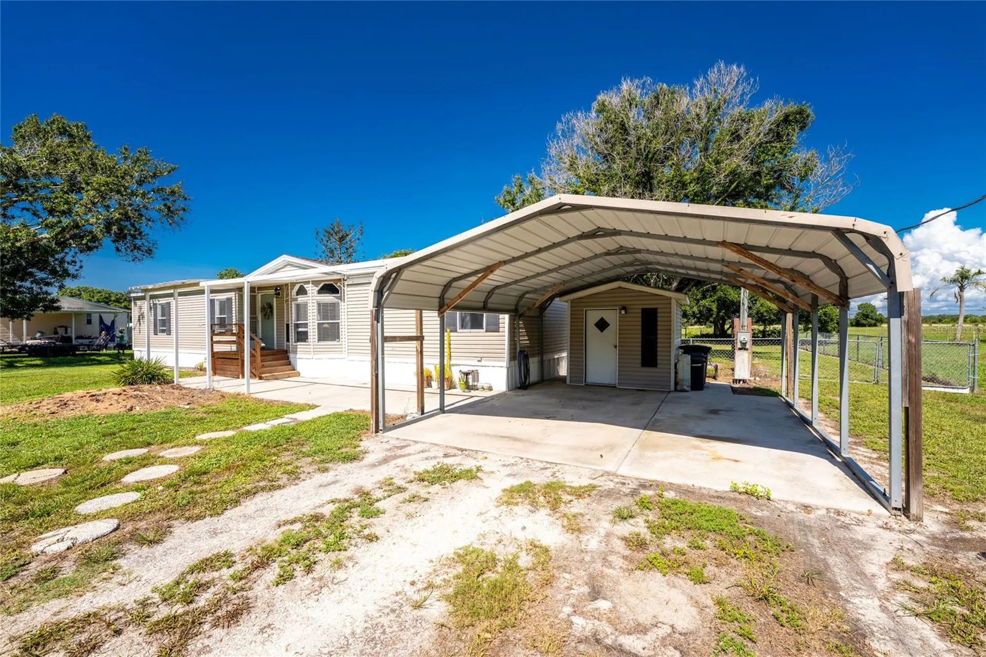 5635 SW Brahma Avenue Arcadia FL 34266