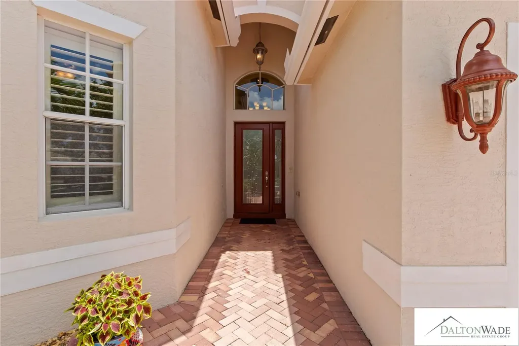 5044 Sandy Brook Circle Wimauma FL 33598