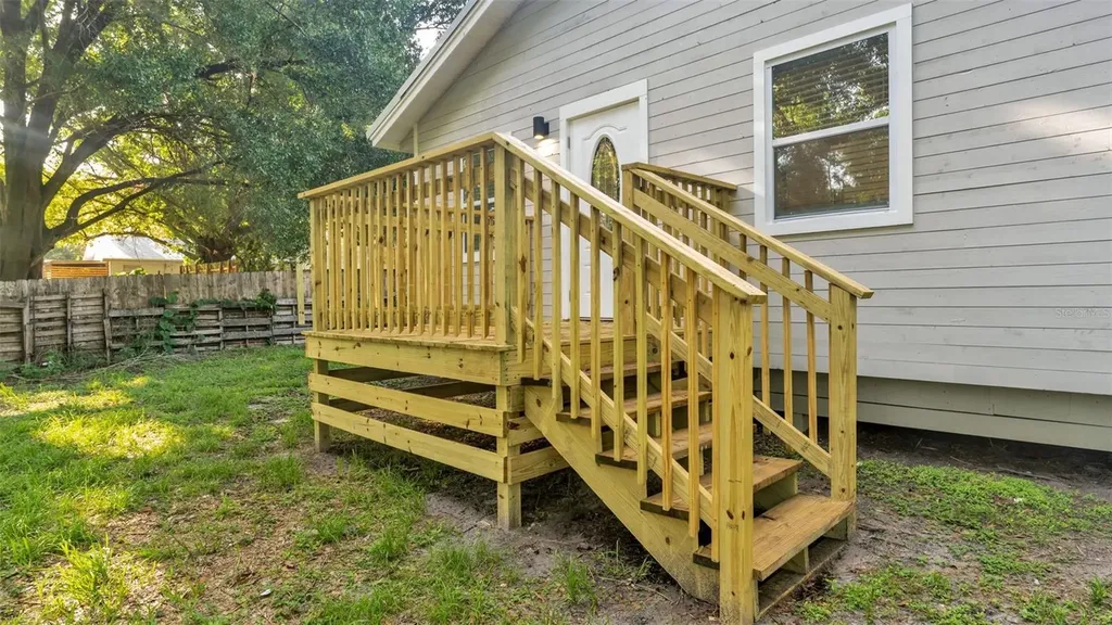 1821 W Chase Street Lakeland FL 33815