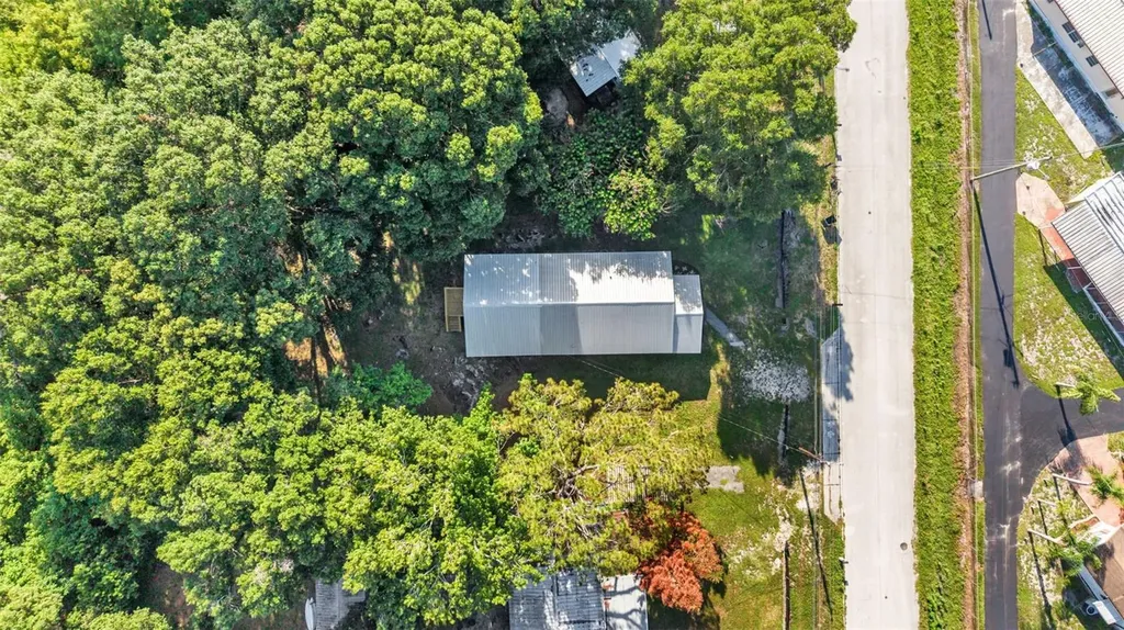 1821 W Chase Street Lakeland FL 33815