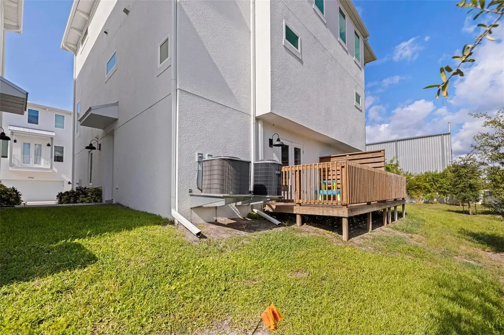 4743 Legacy Park Drive Tampa FL 33611