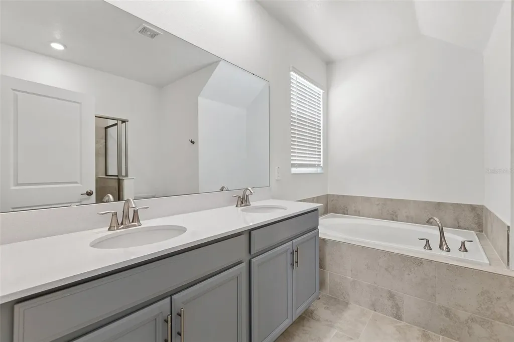 3039 Addison Boulevard St Cloud FL 34771