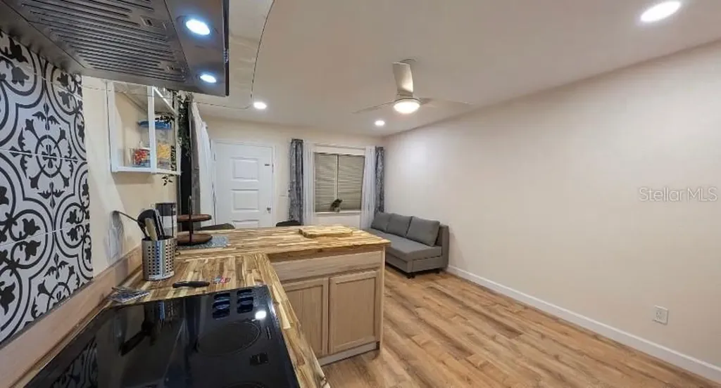 405 S Orion Avenue Clearwater FL 33765