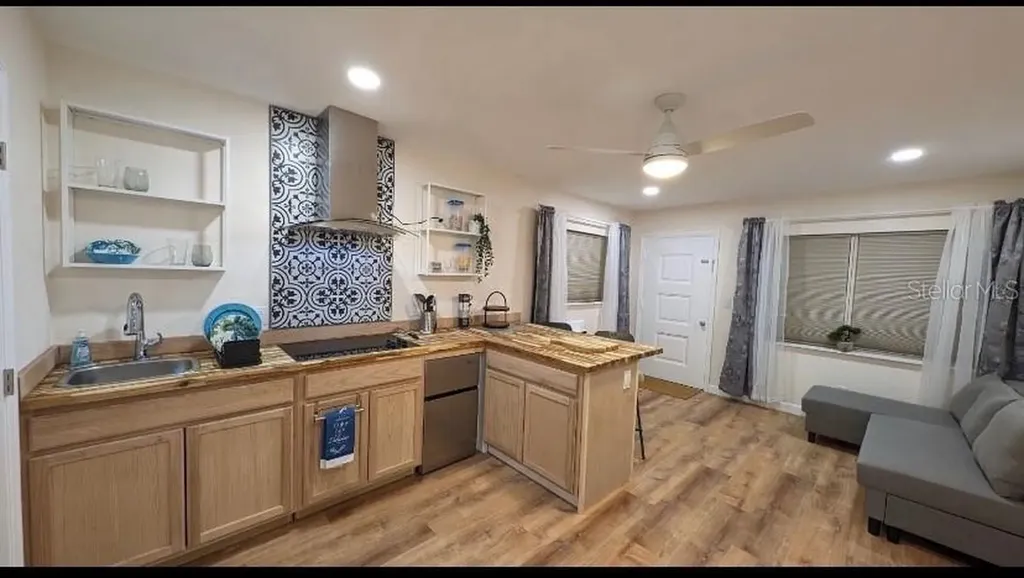 405 S Orion Avenue Clearwater FL 33765