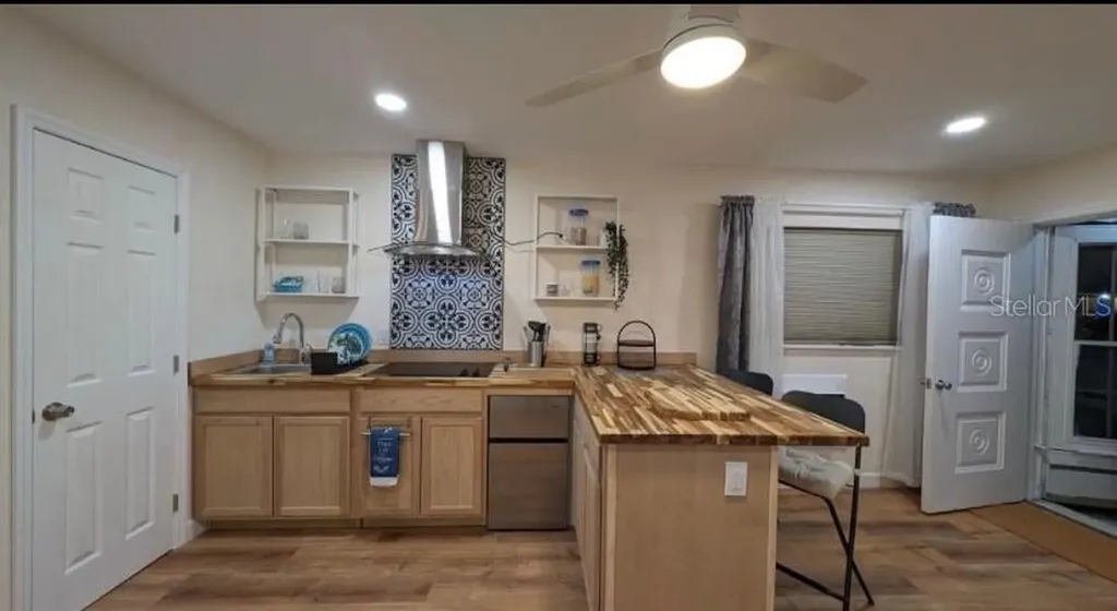 405 S Orion Avenue Clearwater FL 33765