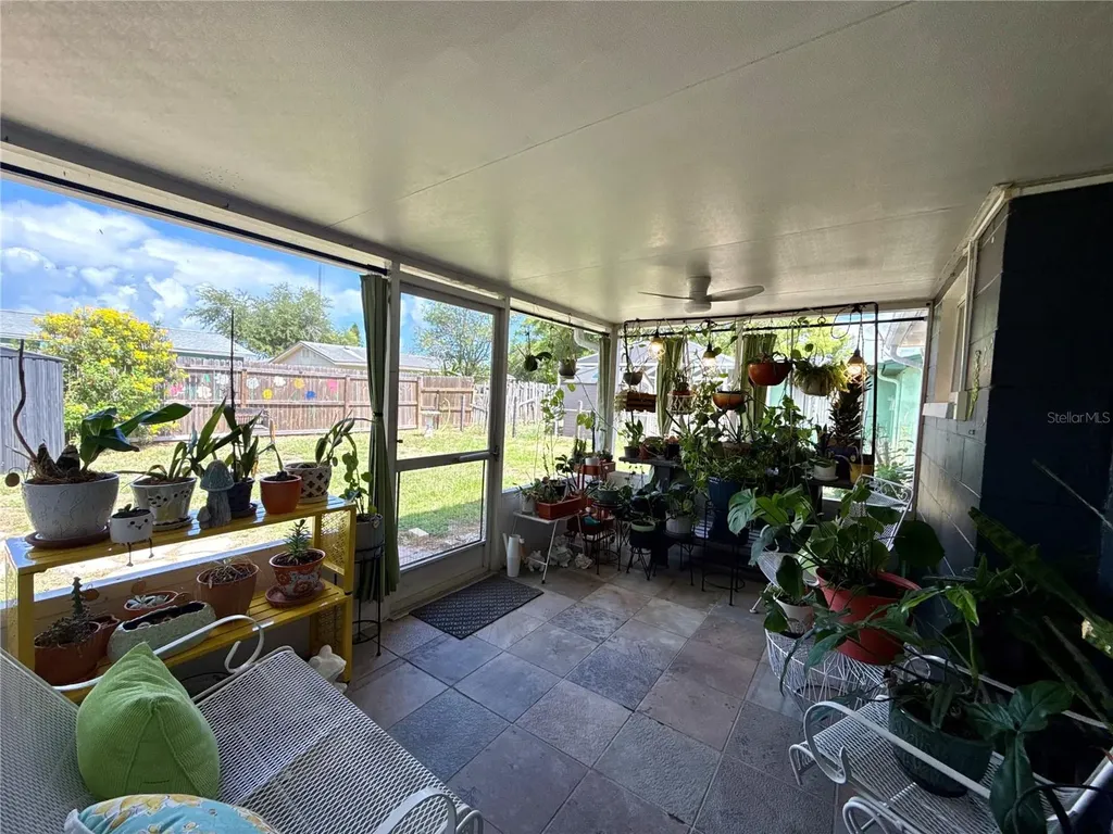 1421 Wickham Lane Holiday FL 34691