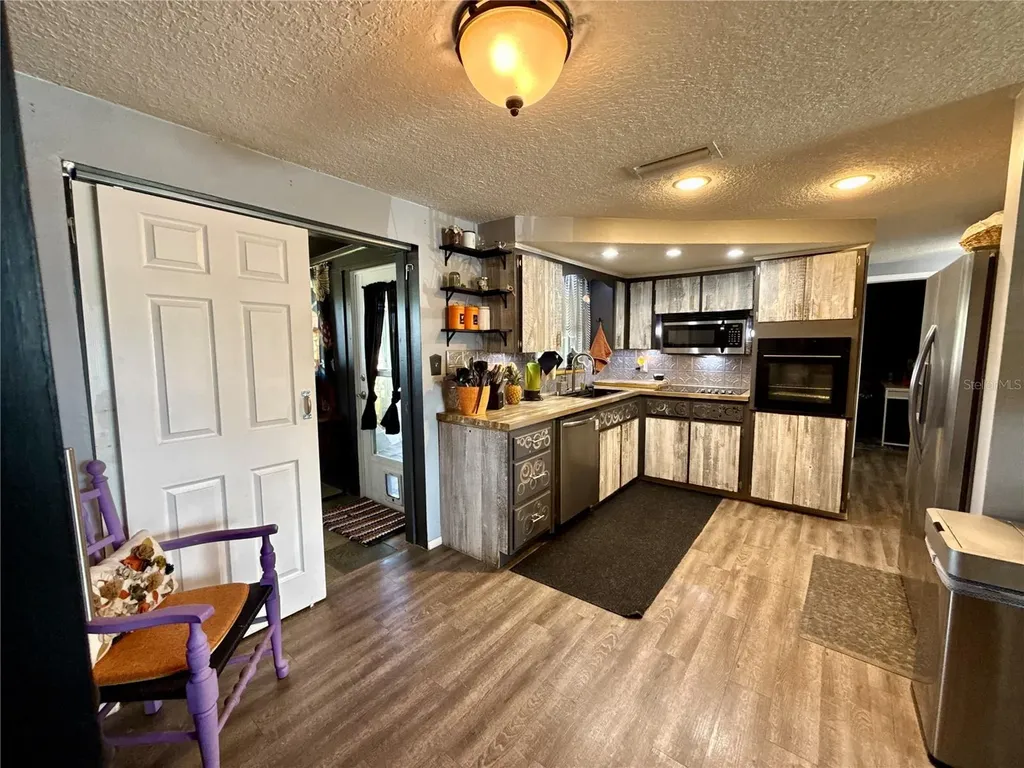1421 Wickham Lane Holiday FL 34691